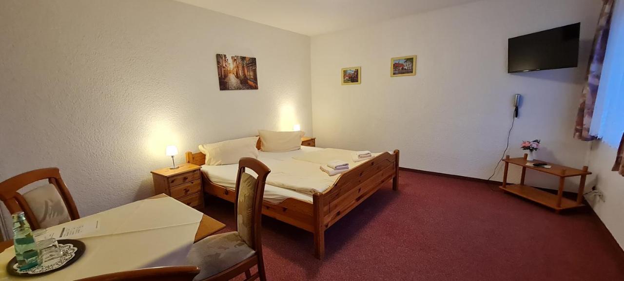 Hotel Prox Arnstadt Ngoại thất bức ảnh